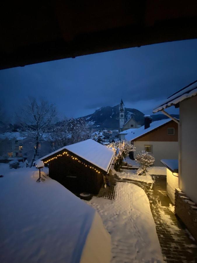 Haus Marion - Ferienwohnung Grüntenblick Blaichach Exterior foto